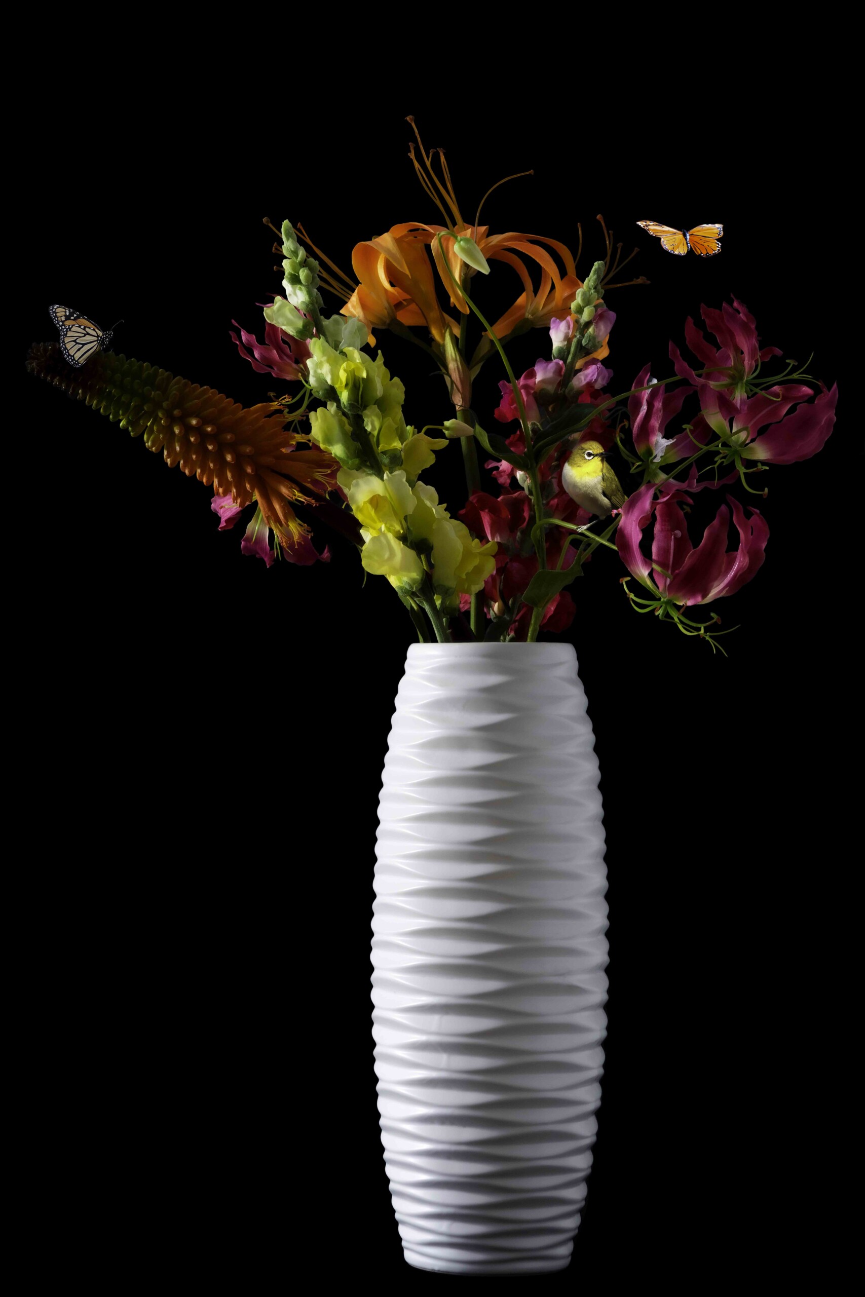 muur Frons Stiptheid Witte vaas met bloemen - Wyart